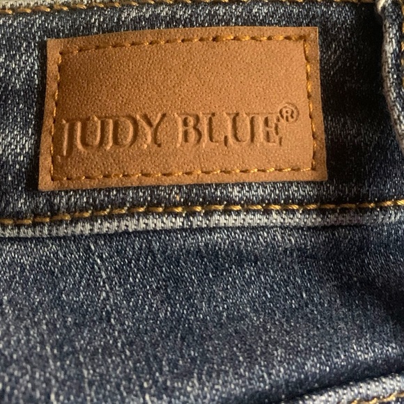 JUDY BLUE Mid Rise Cropped Straight Leg Jean Dark Wash size 9 / 29 - Picture 7 of 10
